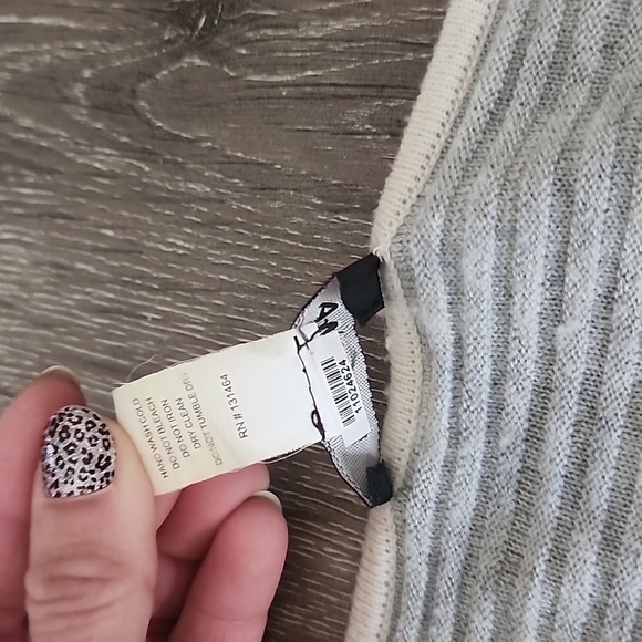 KERISMA Colorblock Mixed Stripe Pocket Front Dropped Shoulder Knit Sweater S/M - Picture 3 of 7